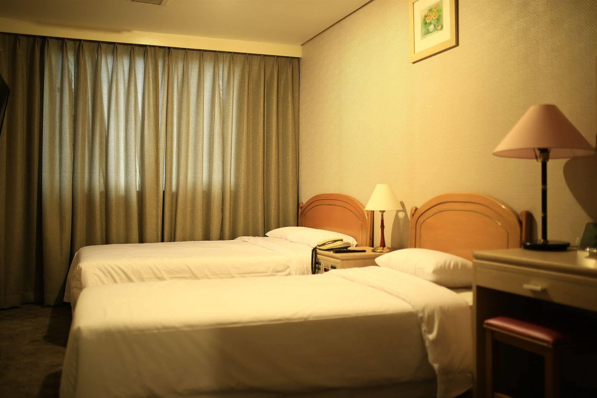 Brown Hotel Сеул Экстерьер фото